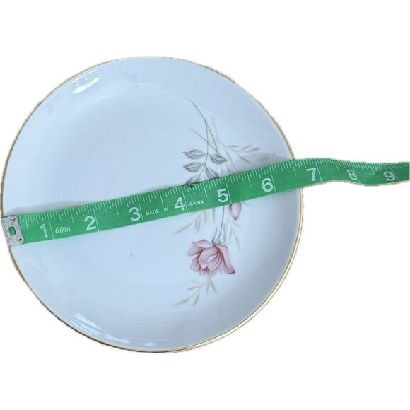 Camelot China American Rose 1655 Dinner
Plate - Vintage Floral Design - Picture 4 of 7